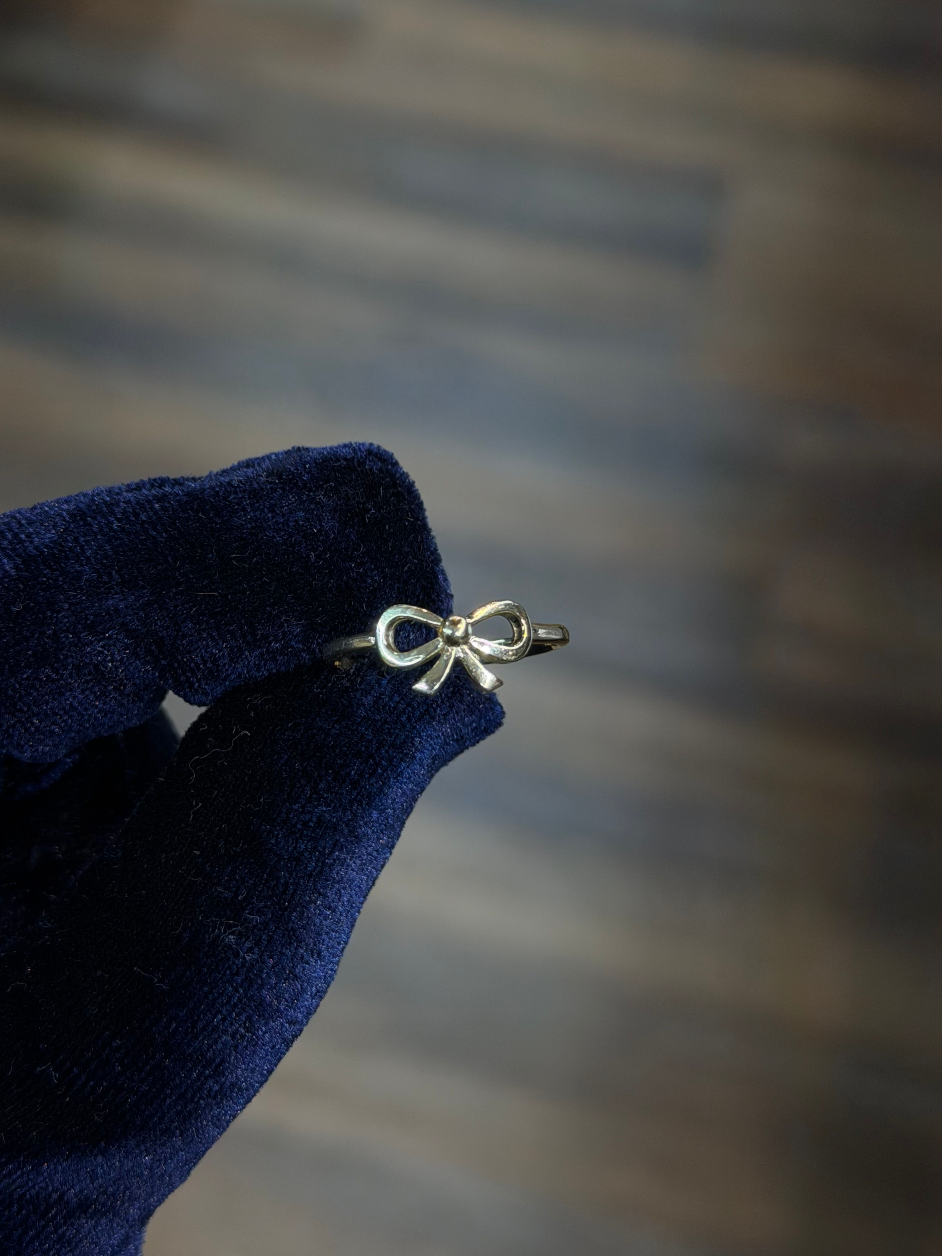 10K Women's Bow Ring
