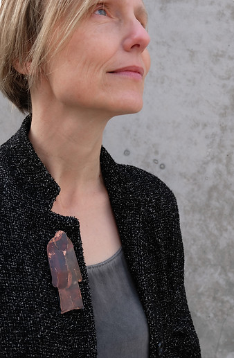 Pressure, contemporary jewelry, wearable object, print