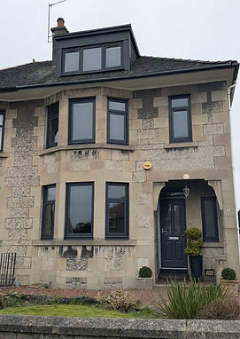 Anthracite Grey door replacement, man hut new door, high quality glazing glaszing, window and door repair company central scotland, is triple glazing worth it, no pressure sales, rehau pvc windows, frosted double glazing for bathroom glasgow