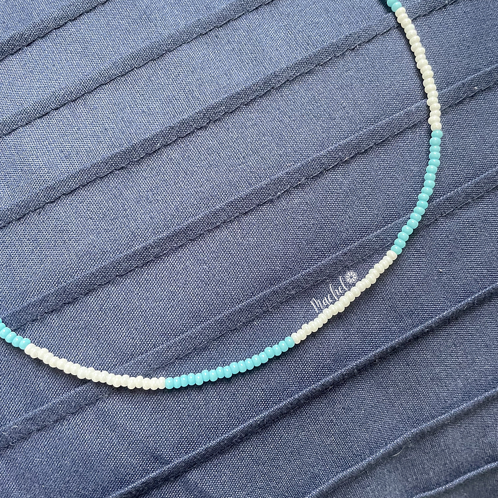 Miniatura: Choker white sky