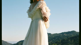 Laufey announces album, tour and new single for "Fragile" ... and we are here for her!