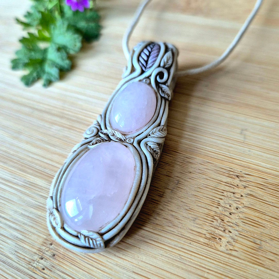 Thumbnail: Rose Quartz Crystal Necklace 