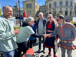 Historisk markering mot vindkraft foran Stortinget