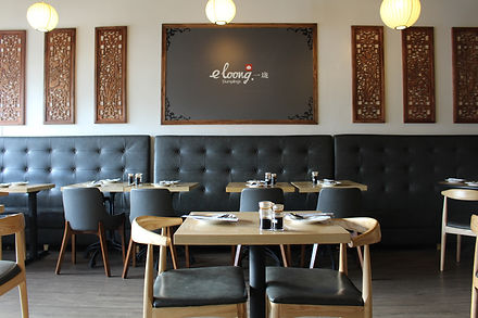 eLoong Dumplings seating area