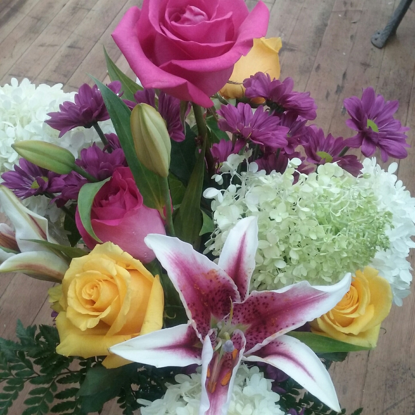 Jennifer's Flower Boutique Fresh flowers