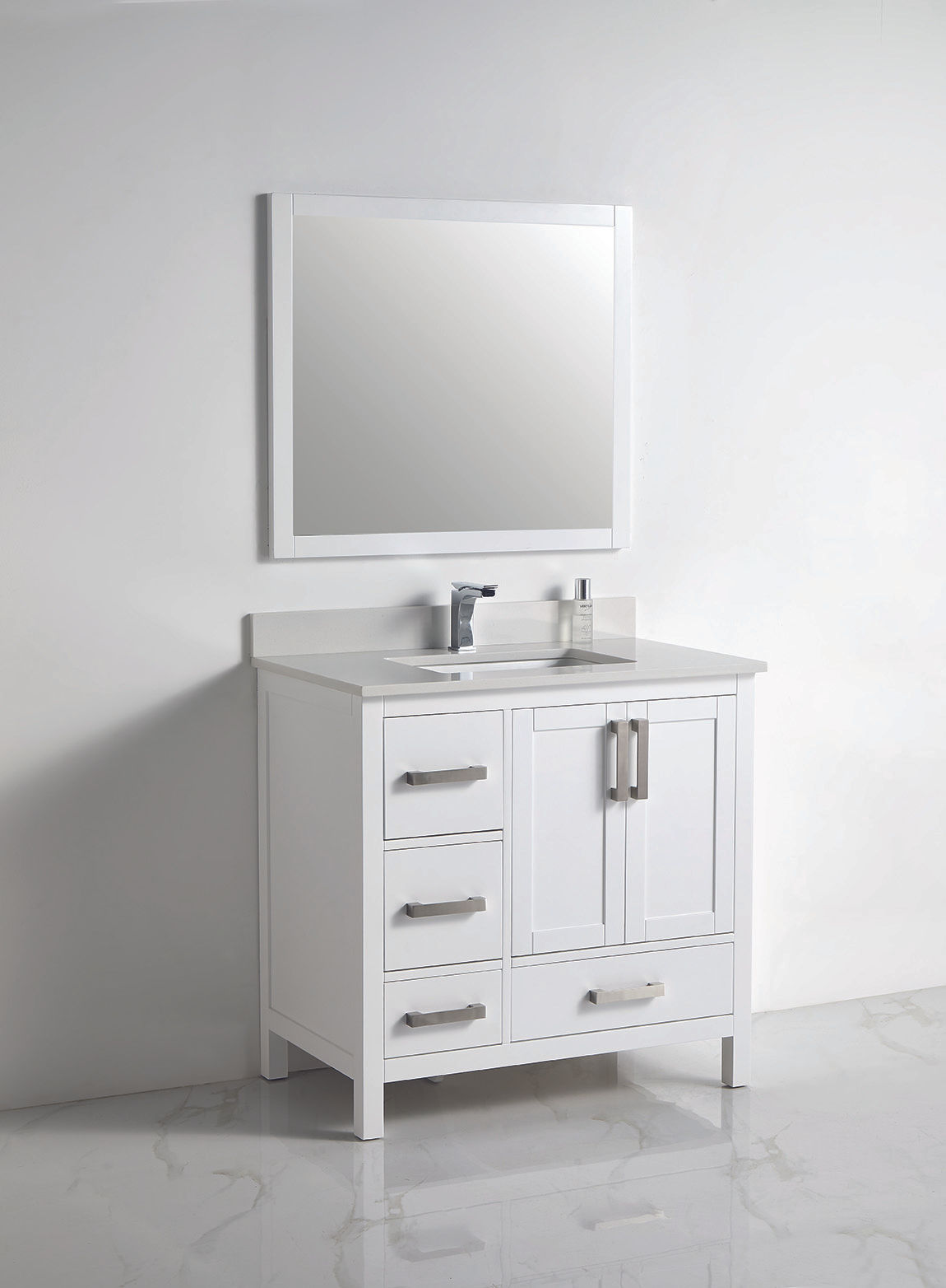 Item: BCB1236L 35″ x D 21″ x H 34-1/4″