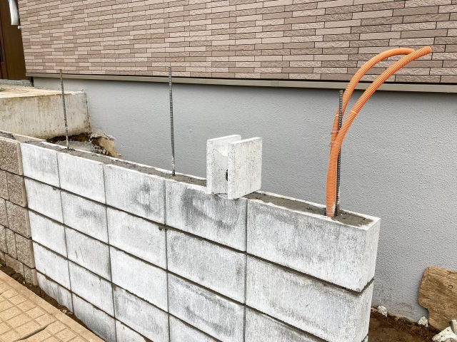 ブロック塀