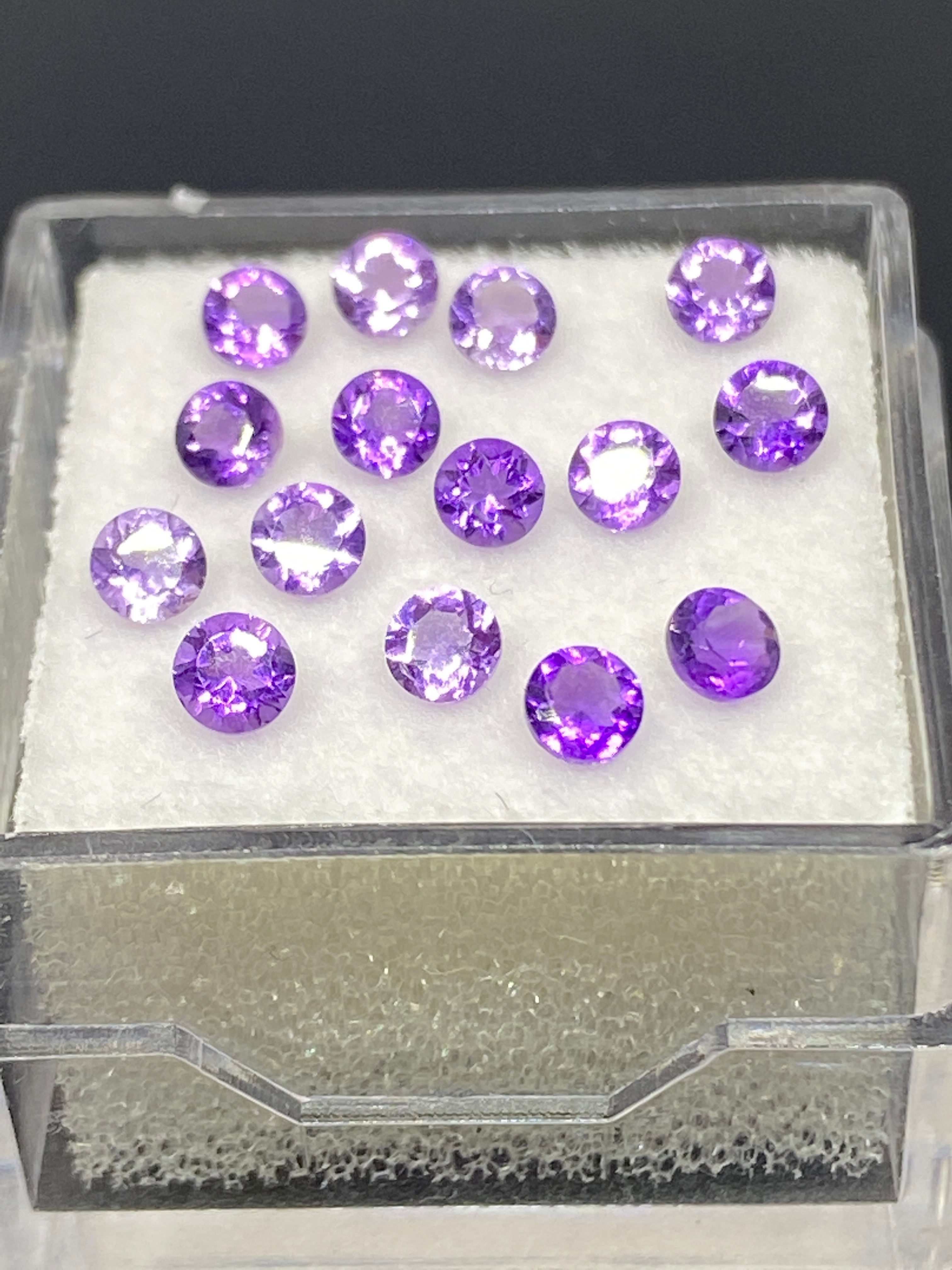 Amethyst | Round | Five pieces of 3 mm