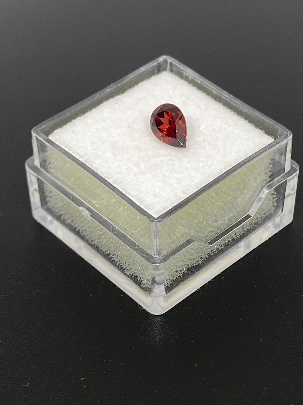 Thumbnail: Garnet | Pear | 7 x 5 mm