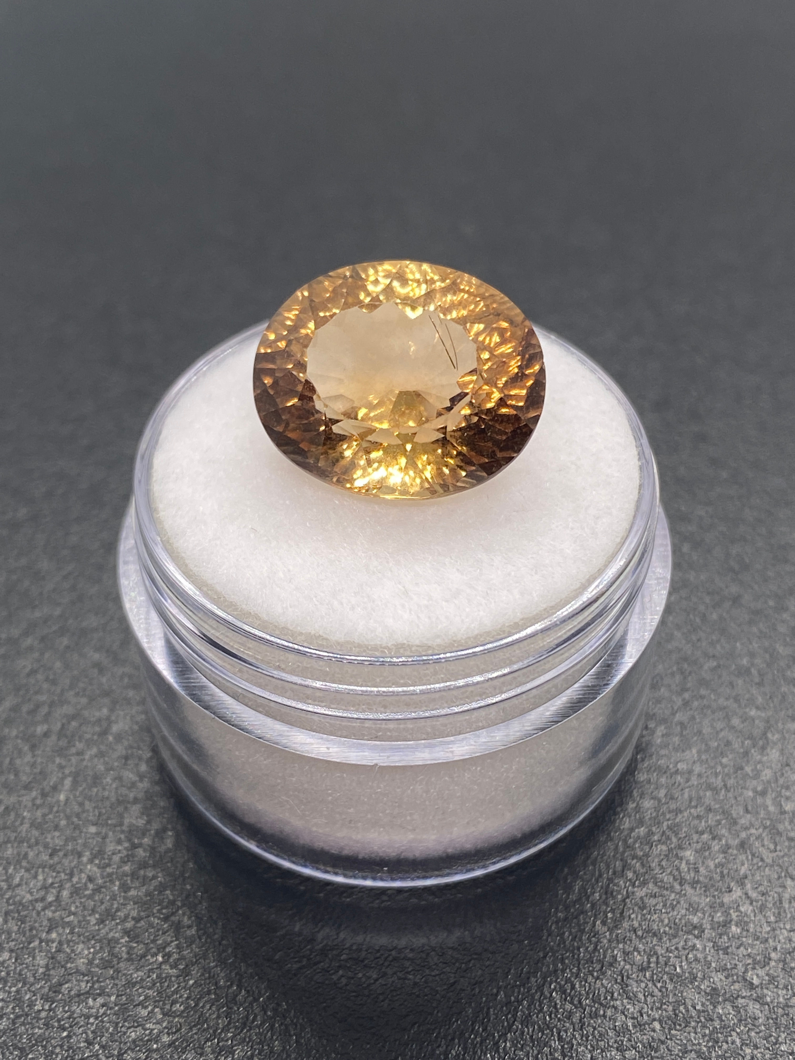 Whiskey Topaz | Oval | 14 x 12 mm