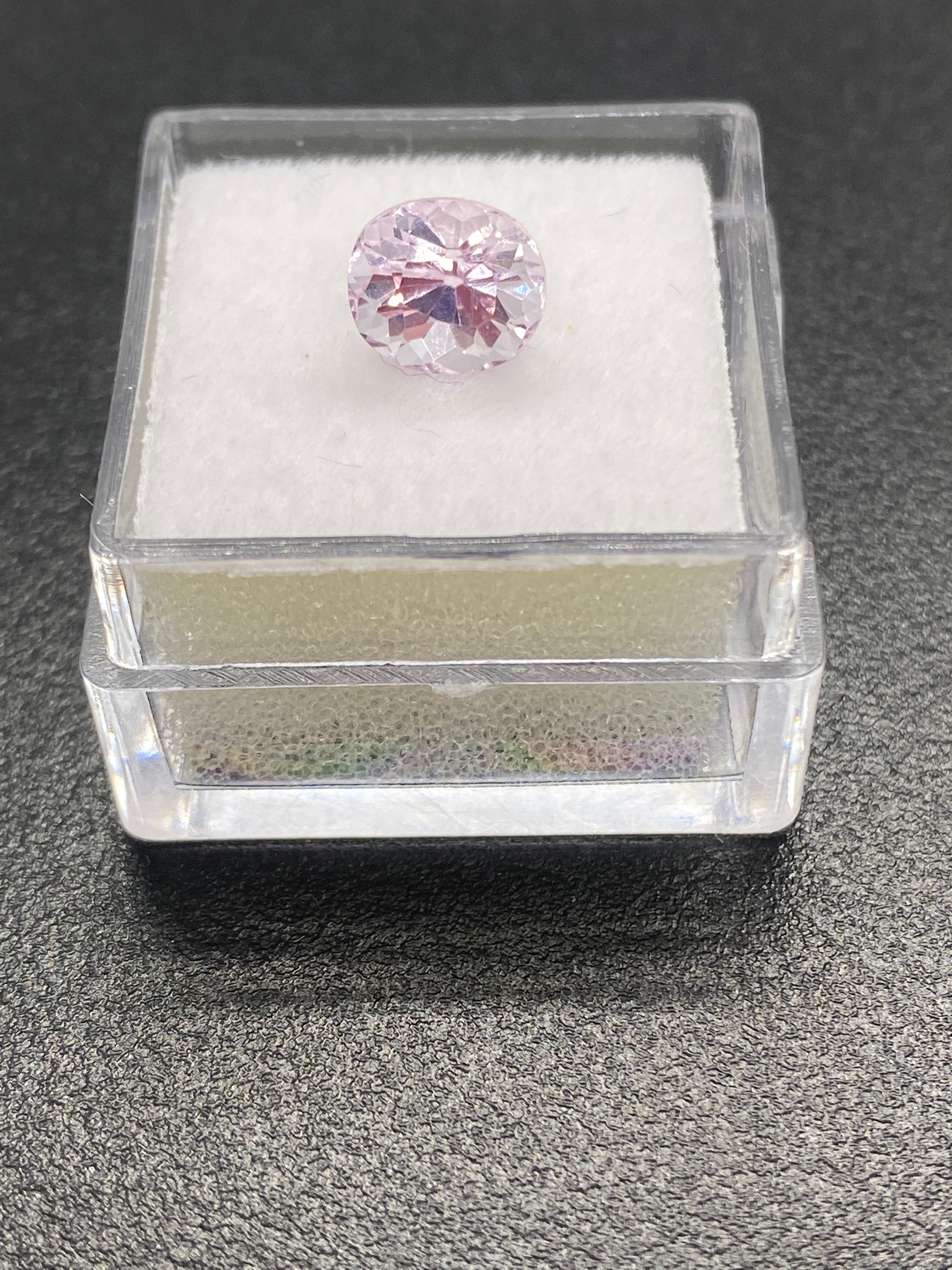 Kunzite | Oval | 7.5 x 6.6 mm