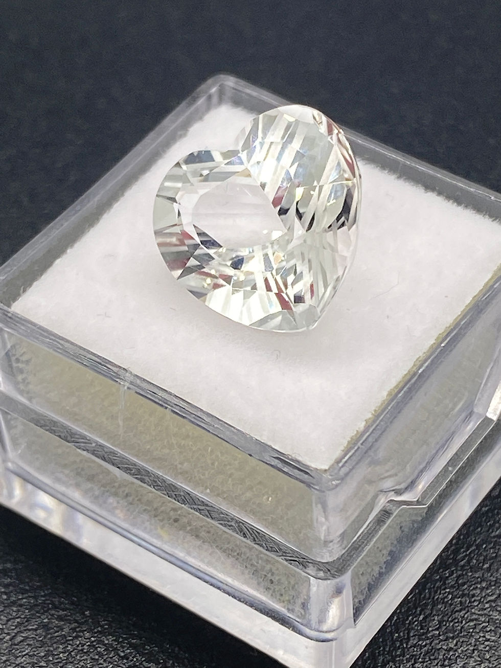 ภาพขนาดย่อ: White Topaz | Heart | 13 mm
