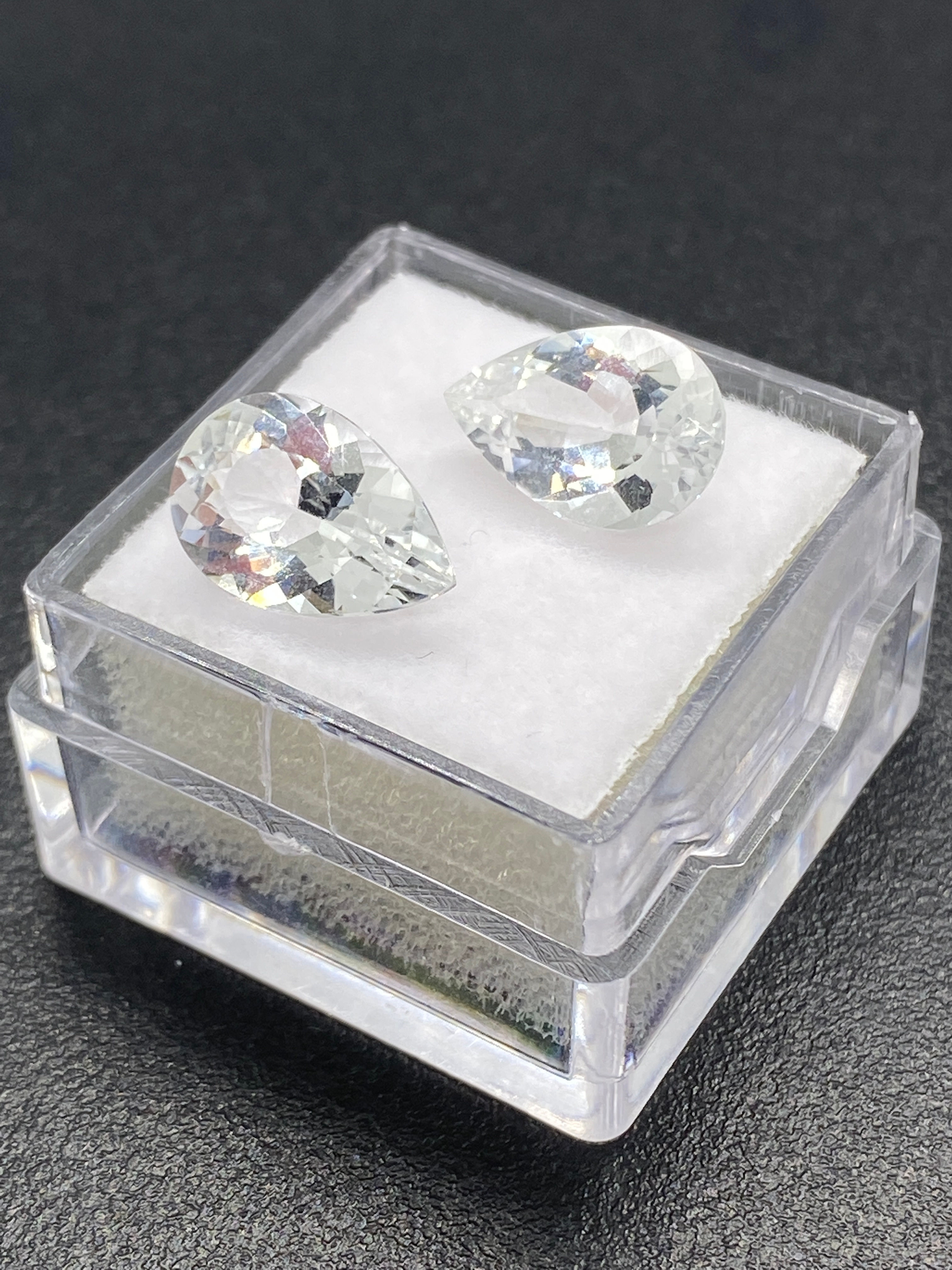 White Topaz | Pear Pair | 12 x 8 mm