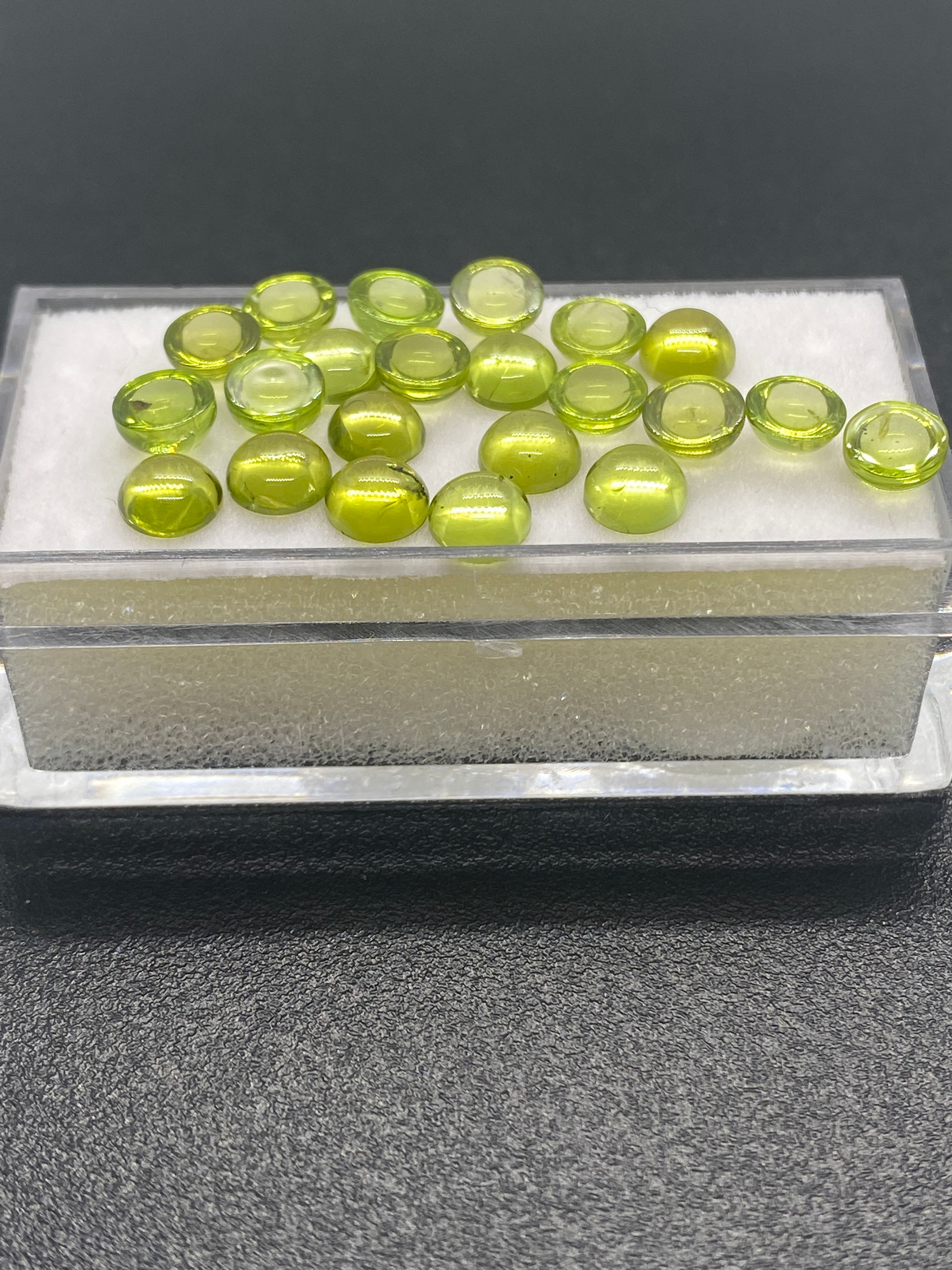 Peridot Cabs | Round | Five pieces of 5 mm