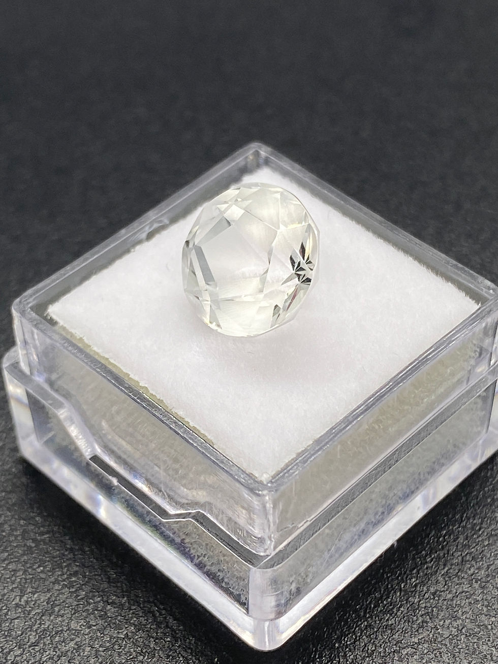 ภาพขนาดย่อ: White Topaz | Custom Round | 11 mm