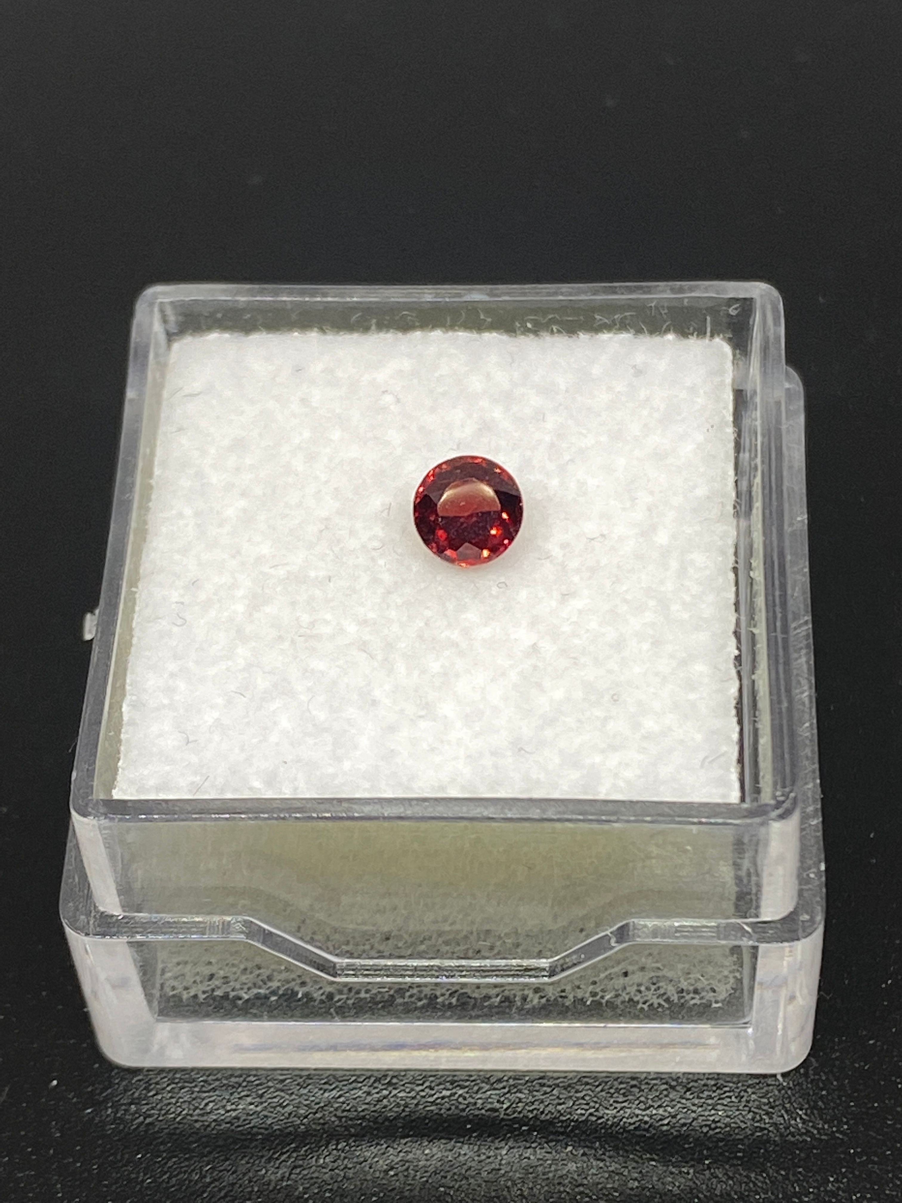 Garnet | Round | 4 mm
