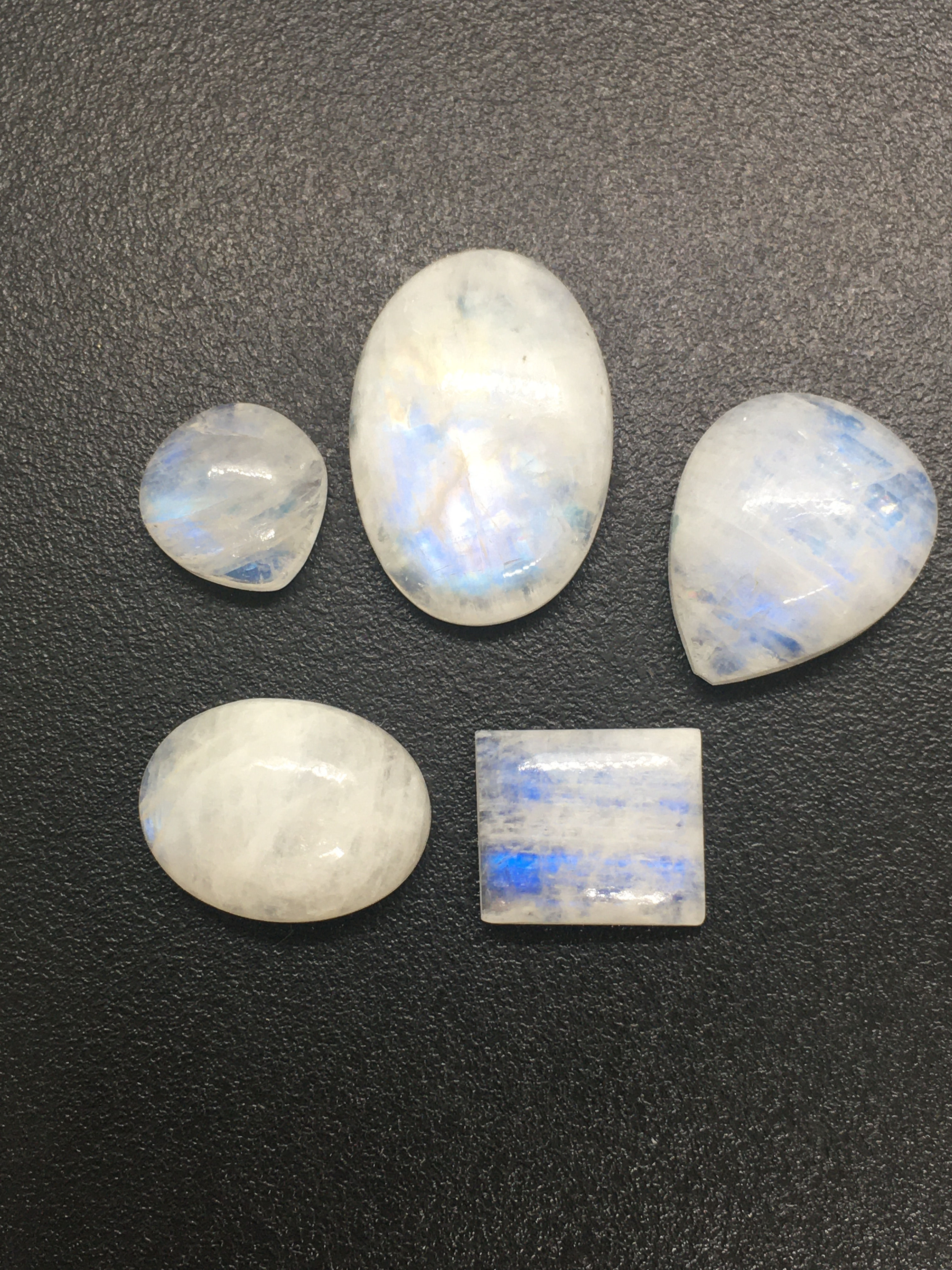 Moonstone | Mixed Shapes | 22 mm