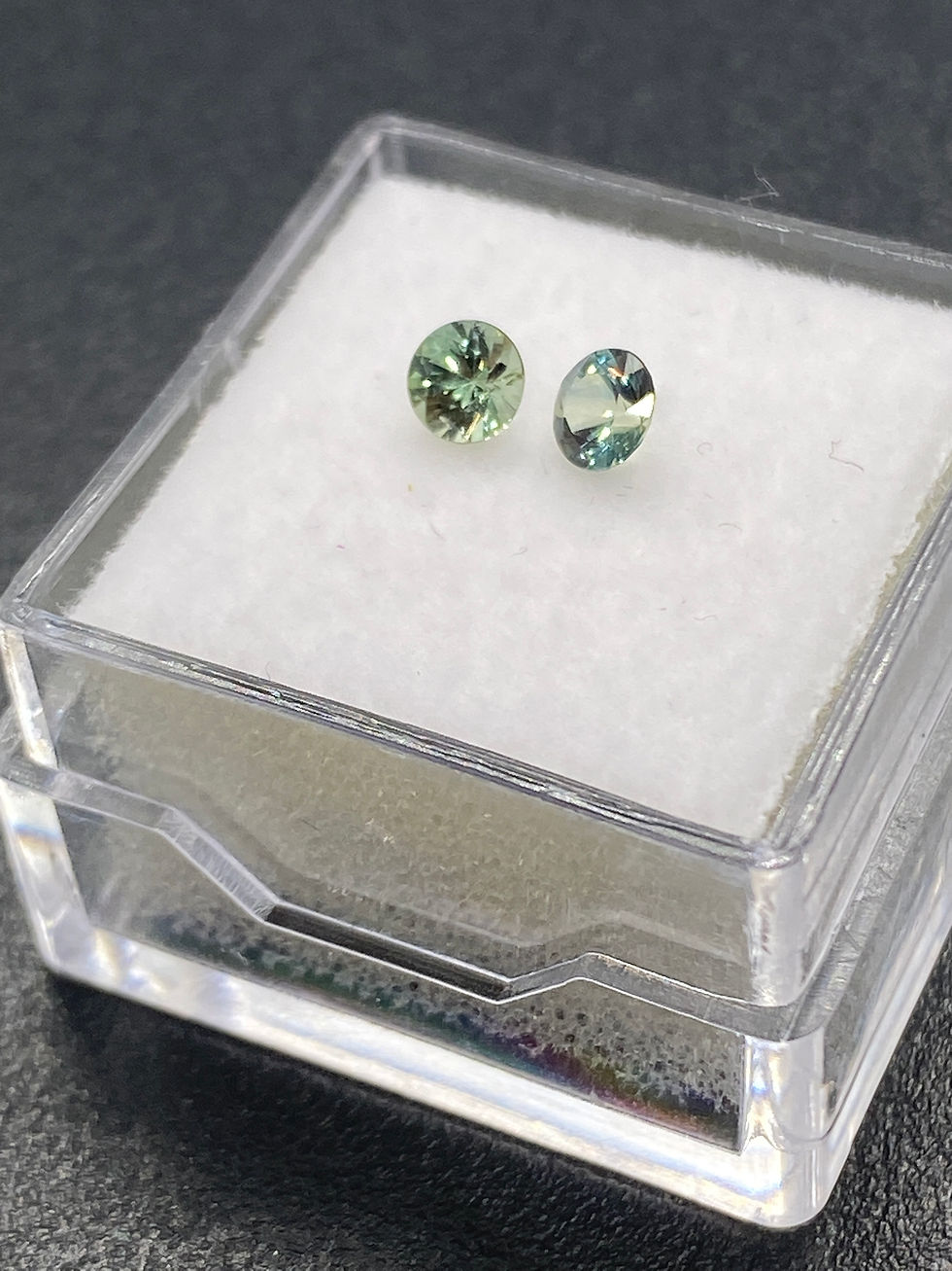 Miniature : Teal / Green Parti Sapphire Pair | Round | 3.8 mm