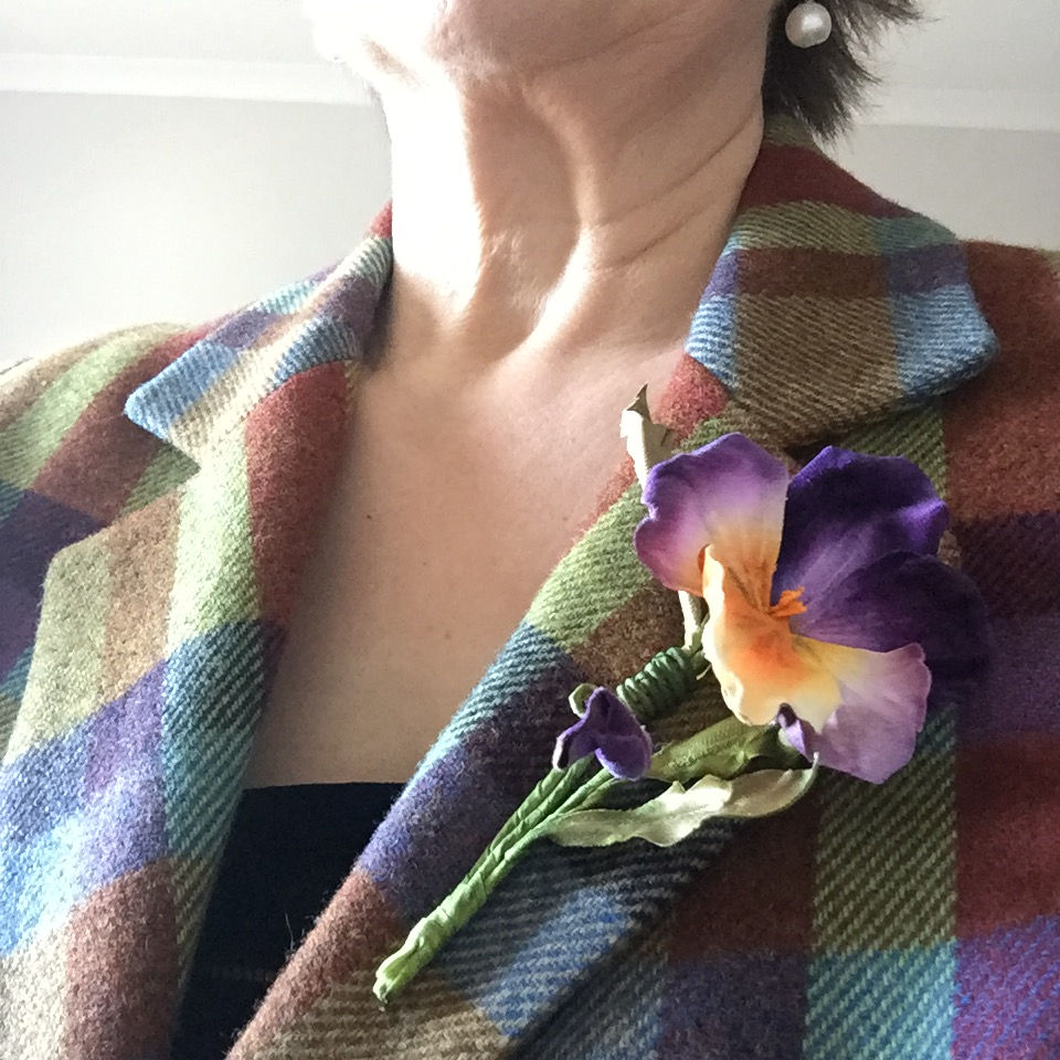 Thumbnail: Pansy flower brooch/corsage