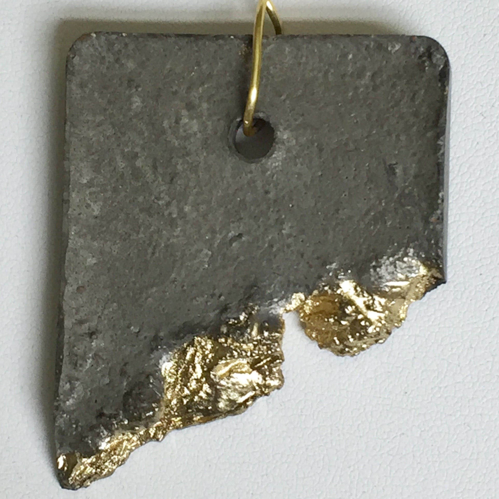 Cement pendant