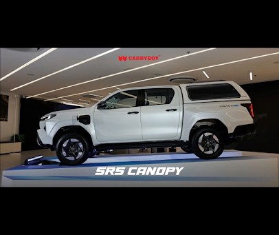 HILUX TRAVO 向けキャノピー タイで発表