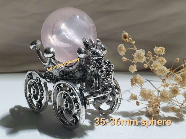 縮圖：Rabbit Carriage Eggs/ Sphere stand.