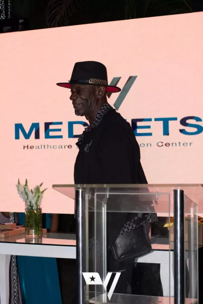 medvets-clients-682x1024