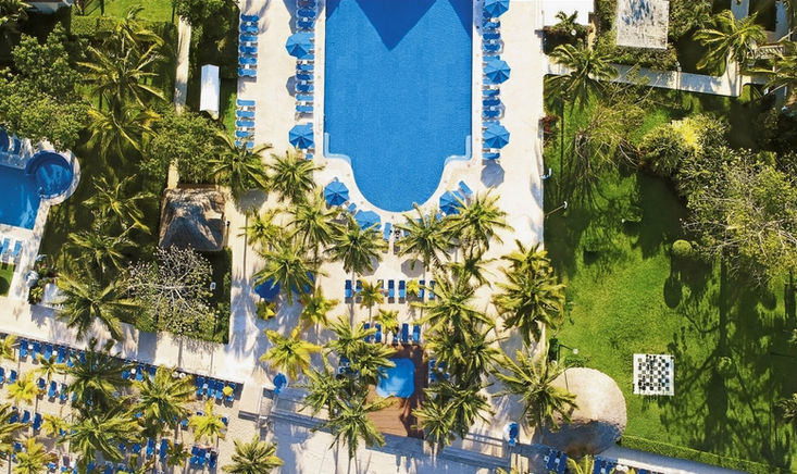 aerial-pool-beach-cozumel-all-inclusive-resort-day-pass_edited.jpg