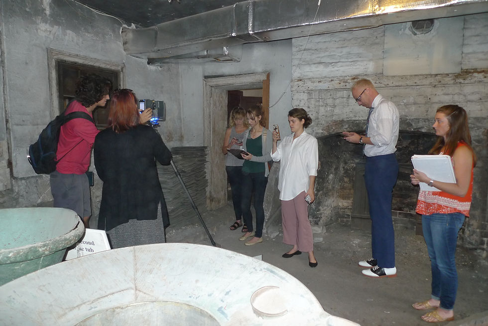 Laser scanning