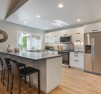 Edison kitchen by The Declutter Effect