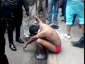 Golpean y desnudan a delincuente que intentó robar en calles de la capital