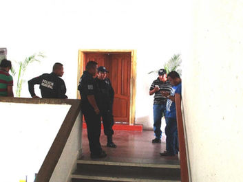 En Salina Cruz, se prevén más bajas en la Policía Municipal por no aprobar el examen de control de c