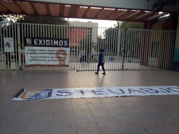 STEUABJO deja sin clases a más de 25 mil alumnos de la UABJO