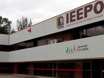 El IEEPO sustituye plantillas de maestros en 6 escuelas primarias de la entidad oaxaqueña
