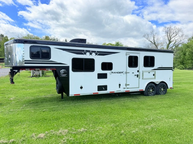 Thumbnail: NEW 2026 Bison Ranger 2 Horse 8' Wide 9' LQ! STOCK#:3417