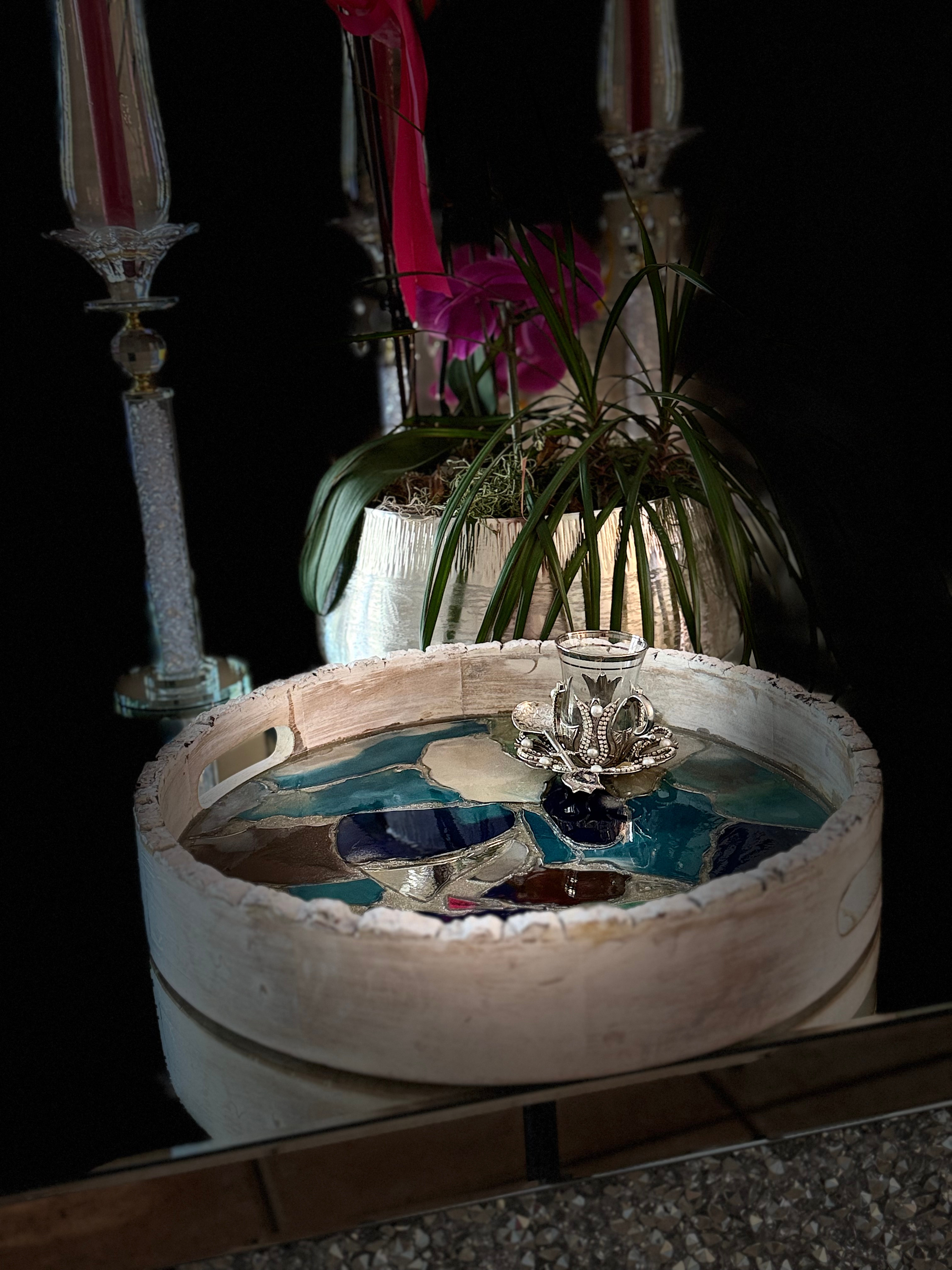 Hand made Geode Round Resin Wood Tray