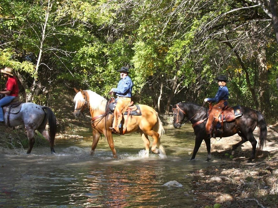 Benbrook Stables Trail Rides Fort Worth Texas horseback riding