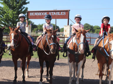 The Riding School at Benbrook Stables Enrolling Now