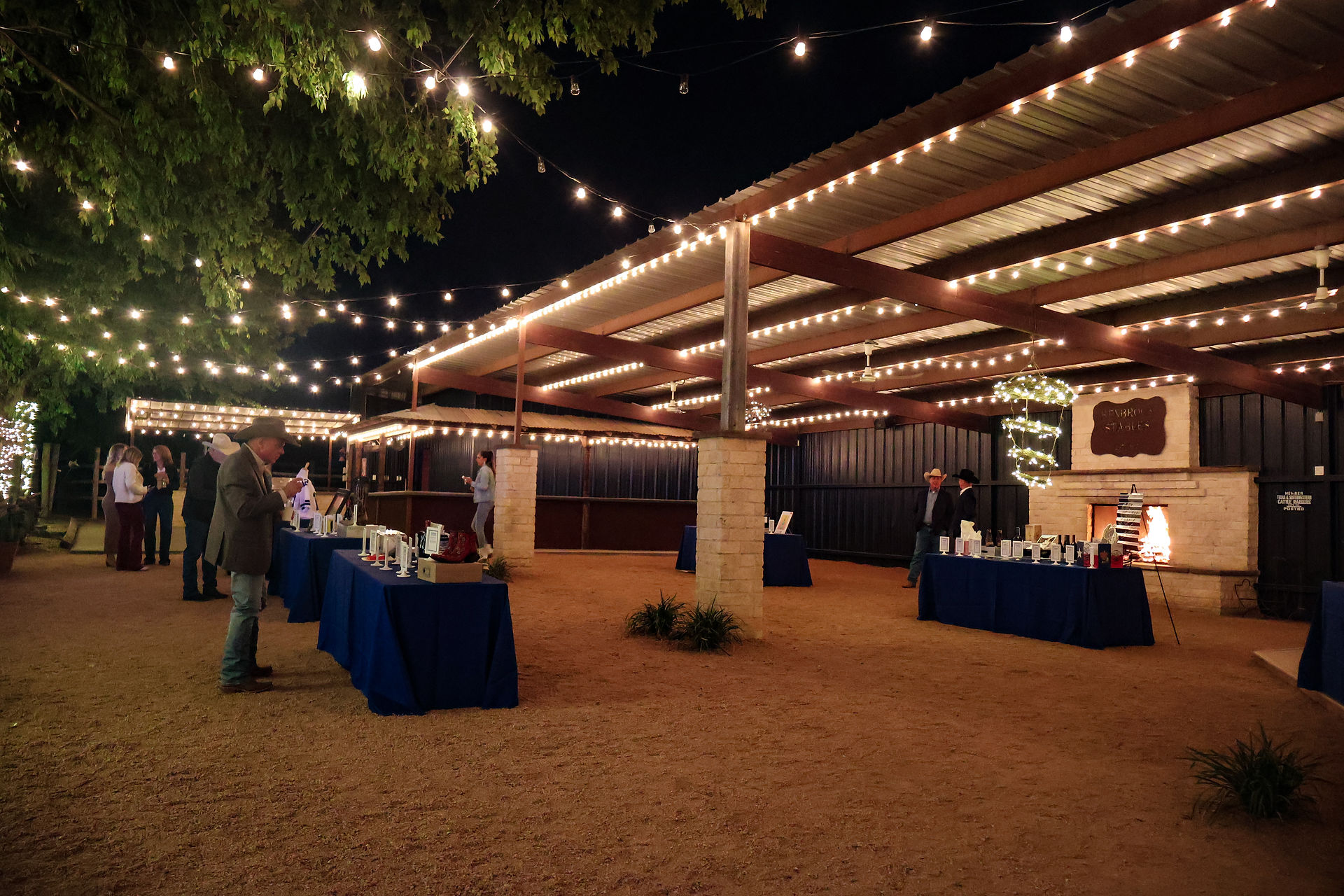 65 Roses Fundraiser at Benbrook Stables Venue in Fort Worth, Texas, bringing together over 355 community leaders, top chefs, and restaurants to support those affected by cystic fibrosis. The event takes place in a spacious venue with flexible indoor and outdoor areas.