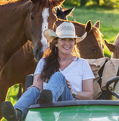 Benbrook Stables Best Equestrian Facility in Fort Worth for corporate events, parties, trail riding, lessons, horse camps, horse boarding, corporate team- building