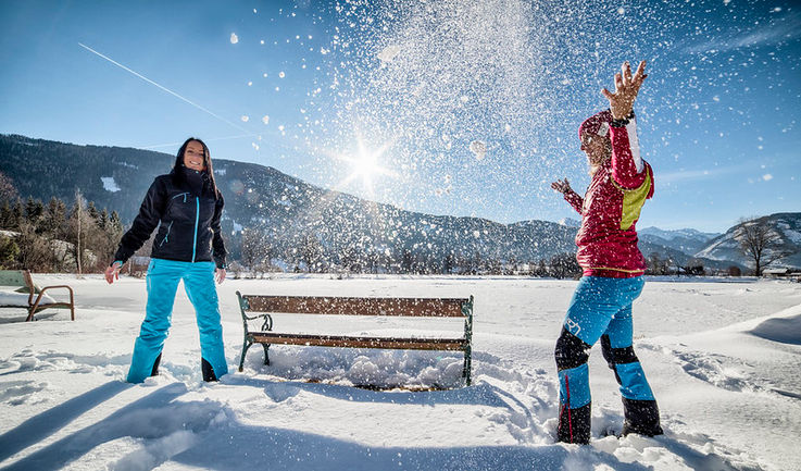 Familienfreundliche Rodelstrecken & romantische Spaziergänge im Winterwunderland.
