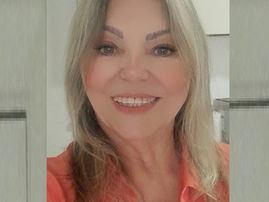 Sueli Aparecida Gazola, foi indicada, aprovada e será Laureada, Aclamada e Diplomada como Comendadora da Ordem do Mérito do Elo Social.