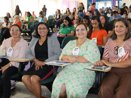 Leonildes Vieira, Primeira-Dama do Municipio de Divinópolis do Tocantins, é convidada a se tornar Embaixadora da Ordem do Mérito do Elo Social