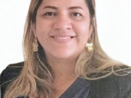 Elen Aline dos Santos Pereira Santana, Agente do Mérito do Elo Social, foi indicada, aprovada e será Laureada, Aclamada e Diplomada como Comendadora da Ordem do Mérito do Elo Social.