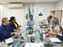 Presidencia do Partido Politico Podemos, representada por seu Secretario Nacional, Luiz França recebe em audiência a Presidencia do Elo Social e comendadoras.