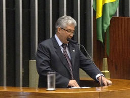 PROJETO QUE VISA TORNAR OBRIGATÓRIO MENOR INFRATOR SERVIR ÀS FORÇAS ARMADAS