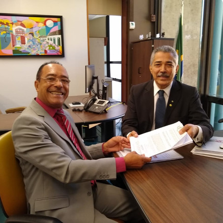 PRESIDENTE DA CESB E DO INSTITUTO INER É RECEBIDO EM AUDIÊNCIA PELO DEPUTADO LEONARDO MONTEIRO