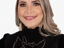 Antônia Oliveira Souza Leite, Agente do Mérito do Elo Social, foi indicada, aprovada e será Laureada, Aclamada e Diplomada como Comendadora da Ordem do Mérito do Elo Social.