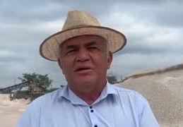 Aquiles Pereira de Sousa PP, Prefeito do Municipio de Araguatins, é notificado pelo Elo Social, sobre a implantação de projetos no município.