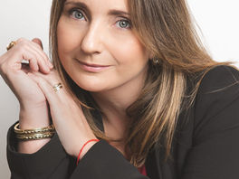 Tatiana Secco Fazio, foi indicada, aprovada e será Laureada, Aclamada e   Diplomada como Comendadora da Ordem do Mérito do Elo Social